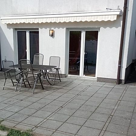 Julia'S Monteur Oase - Premium Apartment Exklusiv Fuer Solo-Reisende 埃内佩塔尔 外观 照片