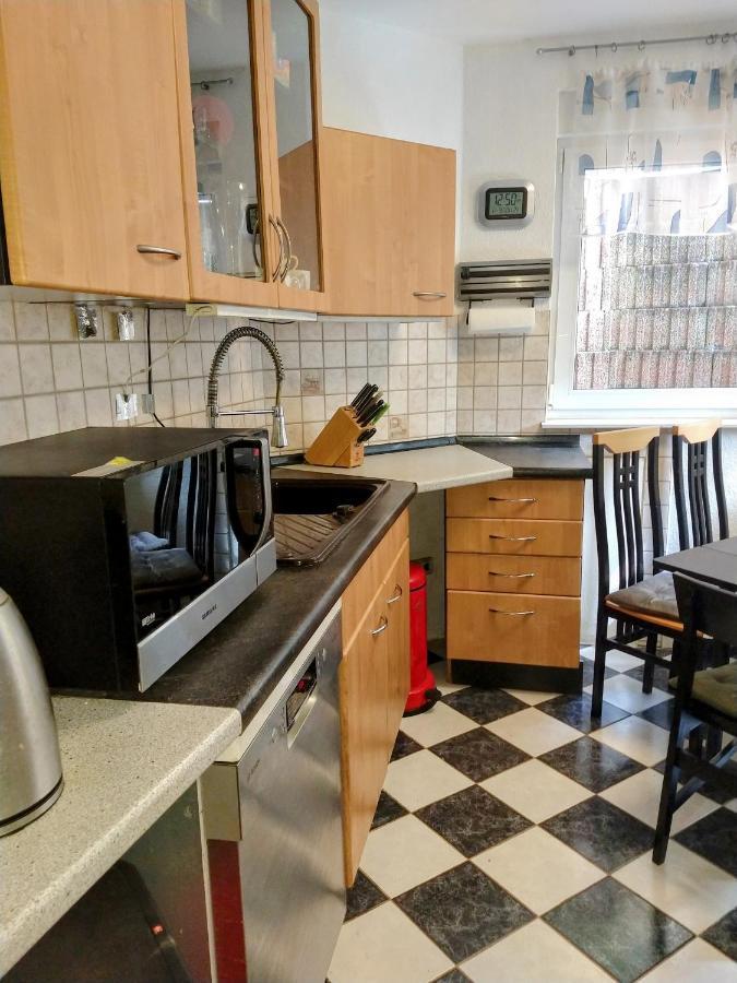 Julia'S Monteur Oase - Premium Apartment Exklusiv Fuer Solo-Reisende 埃内佩塔尔 外观 照片